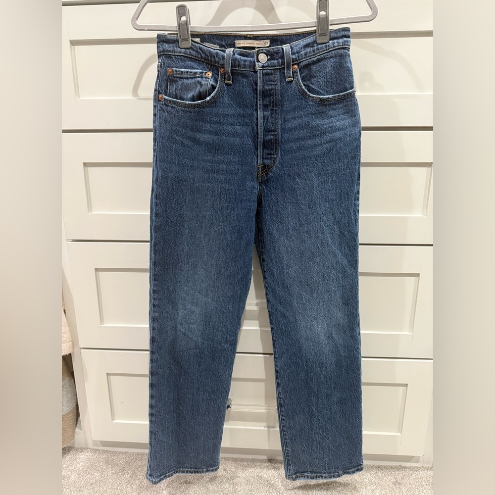 Levi’s Ribcage Straight Ankle- Size 27